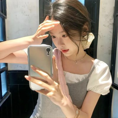 月亮中的亚马逊女人
