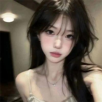 关于莉莉周的一切